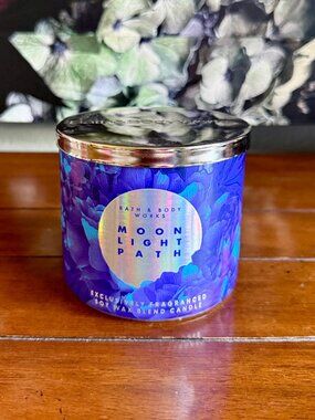 NEW MOON LIGHT PATH 3-Wick Candle Bath & Body Works